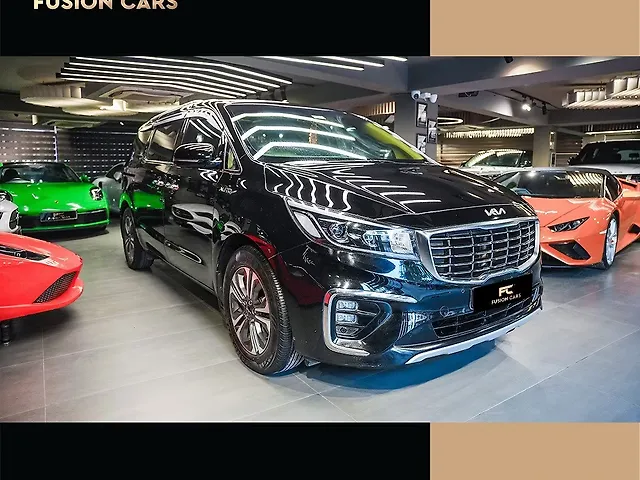 Used 2021 Kia Carnival in Delhi