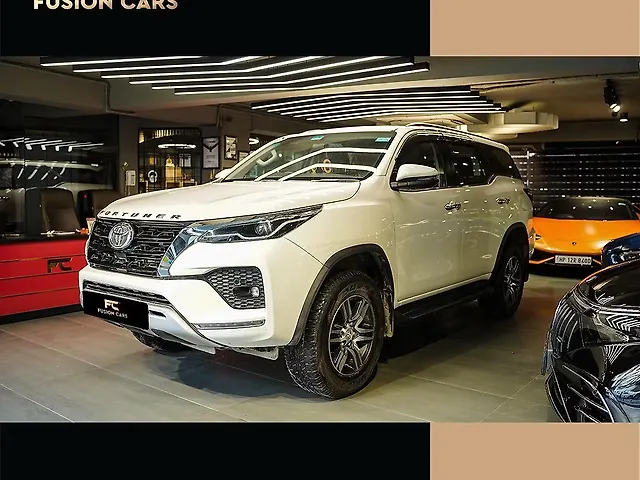 Used 2025 Toyota Fortuner in Delhi