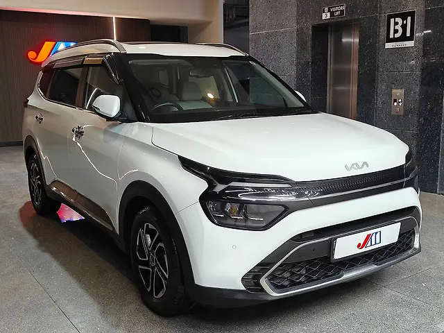 Used 2022 Kia Carens in Ahmedabad