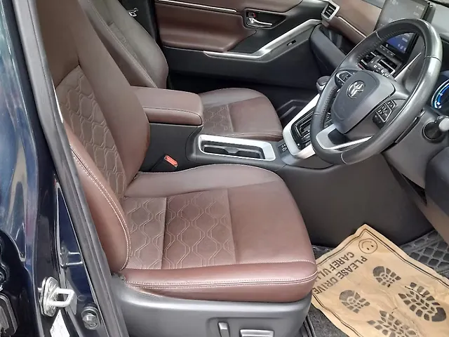 Used Toyota Innova Hycross ZX (O) Hybrid (Electric + Petrol) Automatic (e-CVT) 7 STR in Delhi