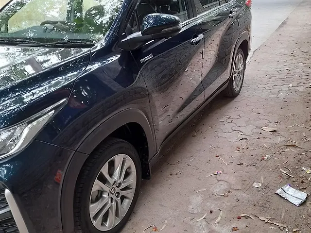 Used Toyota Innova Hycross ZX (O) Hybrid (Electric + Petrol) Automatic (e-CVT) 7 STR in Delhi