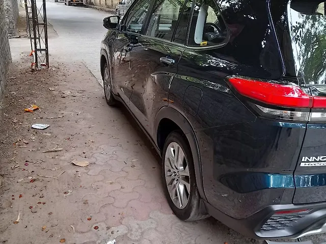 Used Toyota Innova Hycross ZX (O) Hybrid (Electric + Petrol) Automatic (e-CVT) 7 STR in Delhi