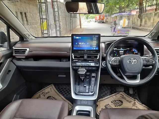 Used Toyota Innova Hycross ZX (O) Hybrid (Electric + Petrol) Automatic (e-CVT) 7 STR in Delhi