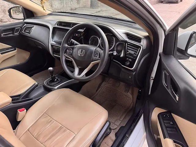 Used Honda City 4th Generation V Petrol [2017-2019] in Jalandhar