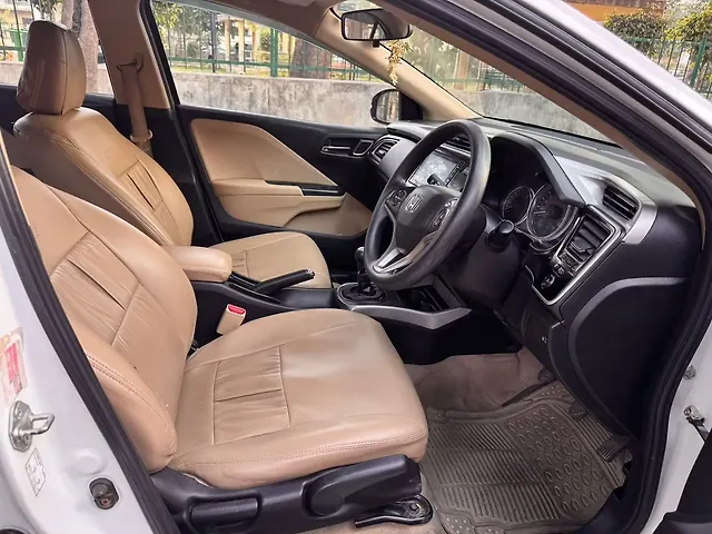 Used Honda City 4th Generation V Petrol [2017-2019] in Jalandhar
