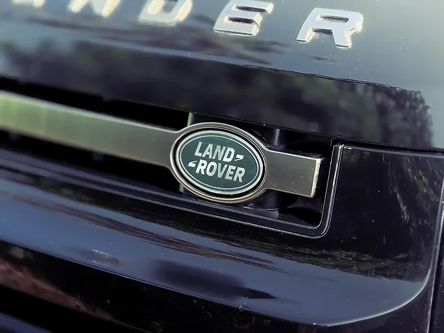 Used Land Rover Defender 110 HSE 3.0 Diesel [2021] in Malappuram