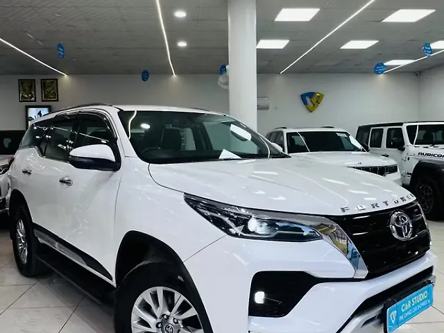Used Toyota Fortuner 4X4 AT 2.8 Diesel in Mohali