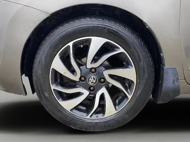 Used Toyota Glanza [2019-2022] V CVT in Delhi