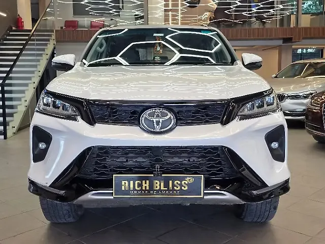 Used 2024 Toyota Fortuner in Nagpur