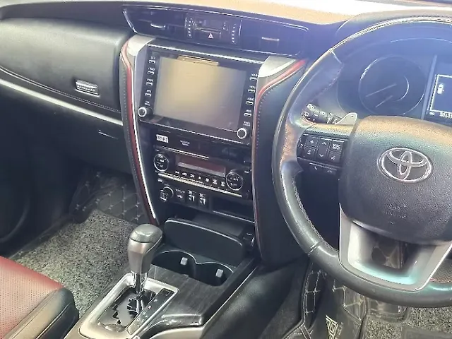 Used Toyota Fortuner Legender 4X2 2WD Diesel Turbo Automatic Dual Tone in Nagpur