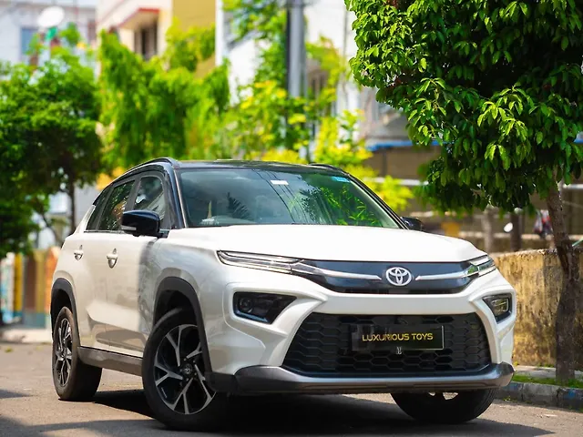 Used 2024 Toyota Urban Cruiser Hyryder in Kolkata