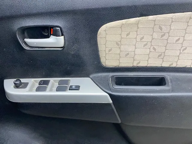 Used Maruti Suzuki Wagon R 1.0 [2014-2019] VXI in Delhi