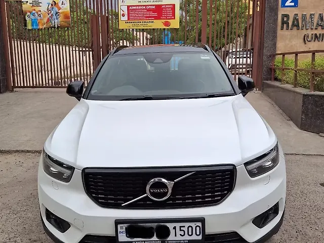 Used 2018 Volvo XC40 in Delhi