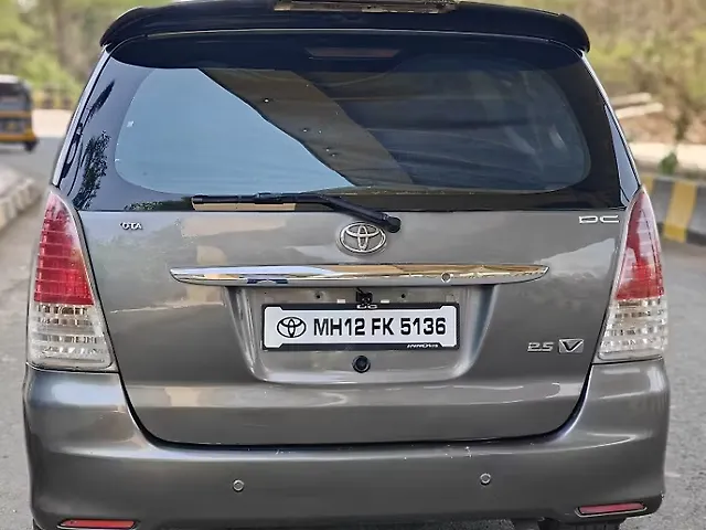 Used Toyota Innova [2005-2009] 2.5 V 8 STR in Mumbai