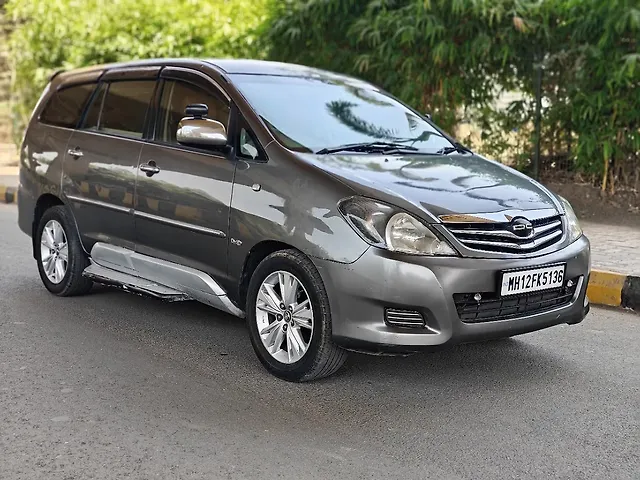 Used Toyota Innova [2005-2009] 2.5 V 8 STR in Mumbai