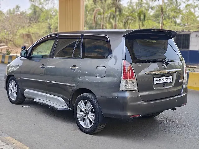 Used Toyota Innova [2005-2009] 2.5 V 8 STR in Mumbai