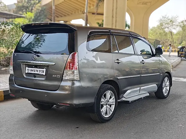 Used Toyota Innova [2005-2009] 2.5 V 8 STR in Mumbai