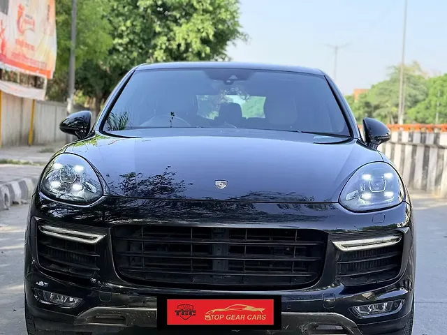 Used 2015 Porsche Cayenne in Delhi