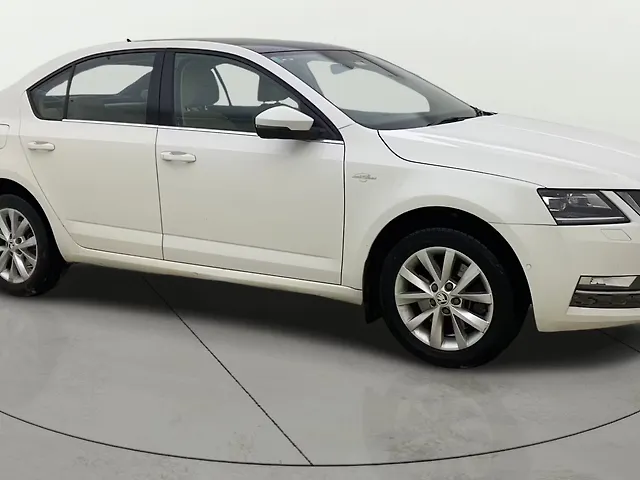 Used 2019 Skoda Octavia in Ahmedabad