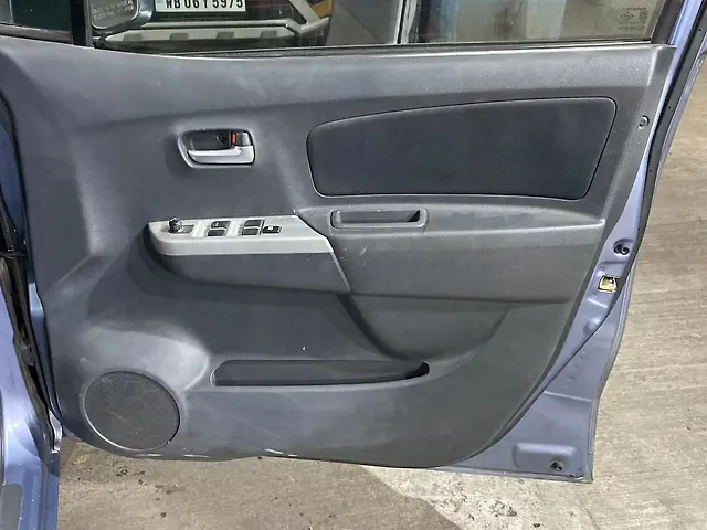 Used Maruti Suzuki Wagon R 1.0 [2010-2013] VXi in Kolkata