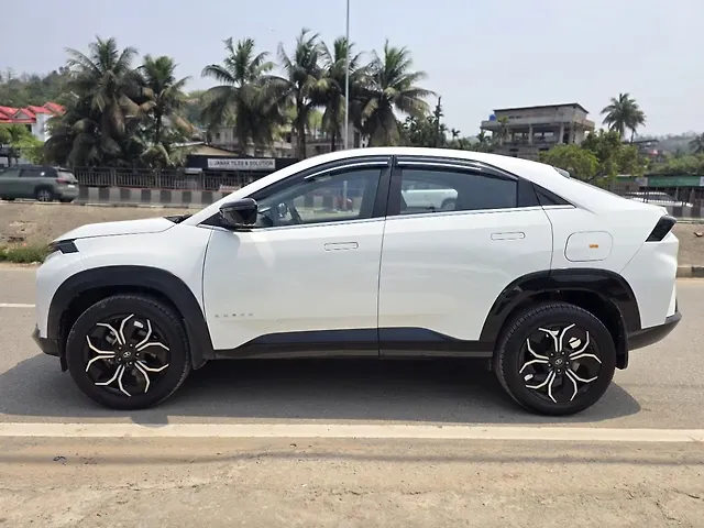 Used Tata Curvv Creative Plus S Diesel 1.5L Turbo Manual Dual Tone in Guwahati Used Tata Curvv Creative Plus S Diesel 1.5L Turbo Manual Dual Tone in Guwahati