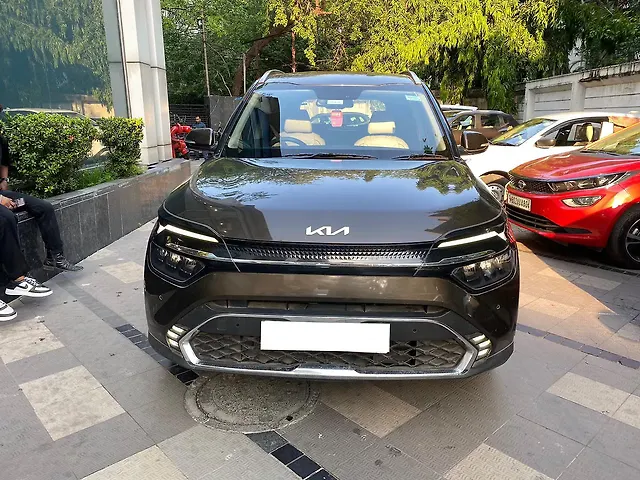 Used 2022 Kia Carens in Kolkata Used 2022 Kia Carens in Kolkata