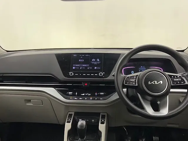 Used Kia Carens [2022-2023] Prestige Plus 1.4 Petrol MT 7 STR in Mumbai