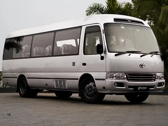 Used 2013 Toyota Commuter in Malappuram