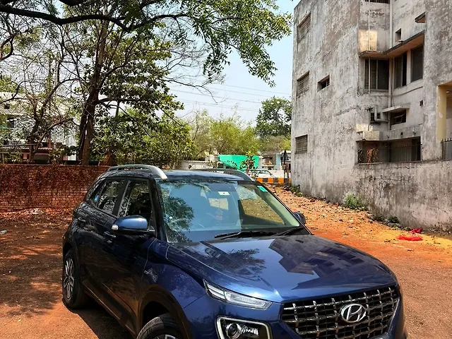 Used 2022 Hyundai Venue in Raipur Used 2022 Hyundai Venue in Raipur