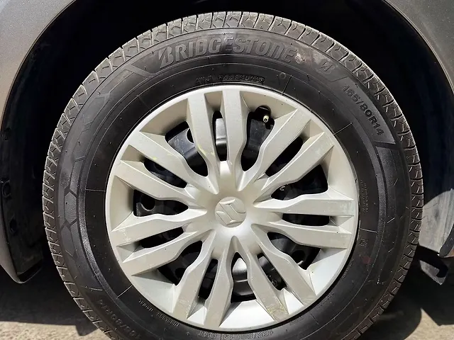 Used Maruti Suzuki Dzire [2017-2020] VXi in Surat