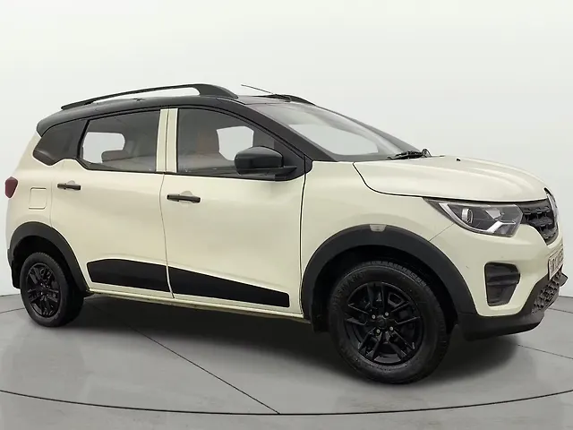 Used 2024 Renault Triber in Delhi