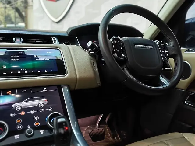 Used Land Rover Range Rover Sport [2018-2022] SE 3.0 Diesel [2018-2020] in Pune