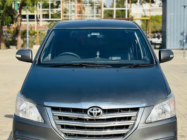 Used 2012 Toyota Innova in Ahmedabad