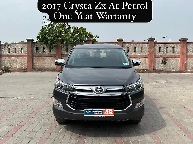 Used 2017 Toyota Innova Crysta in Delhi