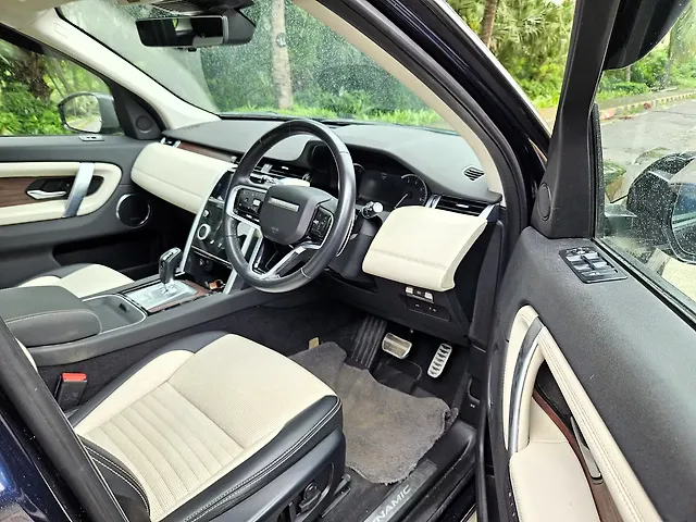 Used Land Rover Discovery Sport SE R-Dynamic Petrol in Mumbai Used Land Rover Discovery Sport SE R-Dynamic Petrol in Mumbai