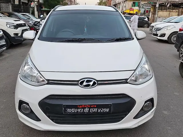 Used 2014 Hyundai Grand i10 in Kanpur