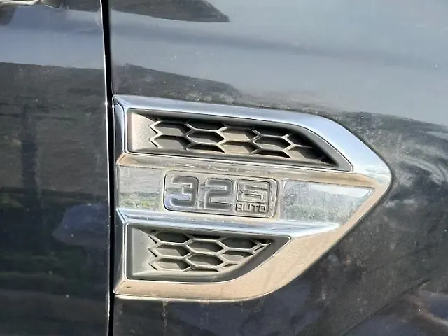 Used Ford Endeavour [2016-2019] Titanium 3.2 4x4 AT in Delhi
