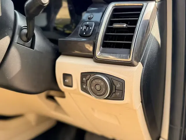 Used Ford Endeavour [2016-2019] Titanium 3.2 4x4 AT in Delhi