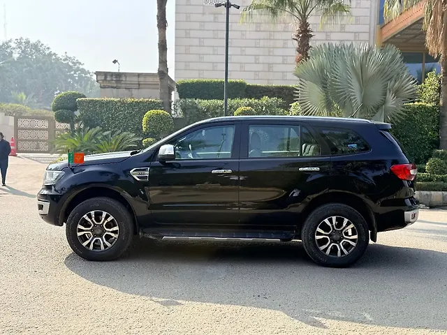 Used Ford Endeavour [2016-2019] Titanium 3.2 4x4 AT in Delhi
