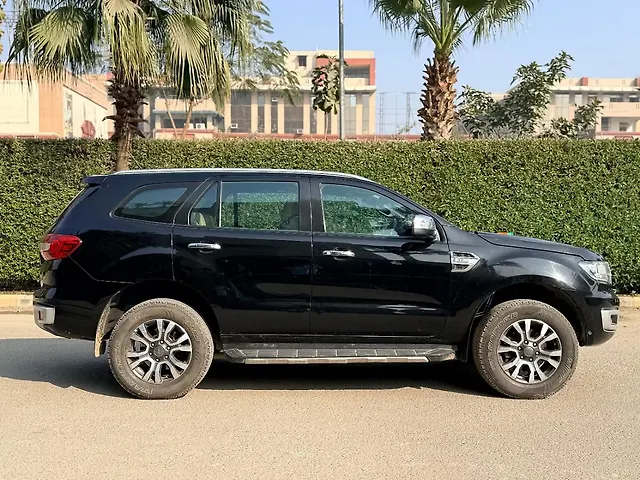 Used Ford Endeavour [2016-2019] Titanium 3.2 4x4 AT in Delhi