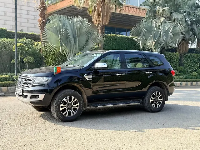 Used Ford Endeavour [2016-2019] Titanium 3.2 4x4 AT in Delhi