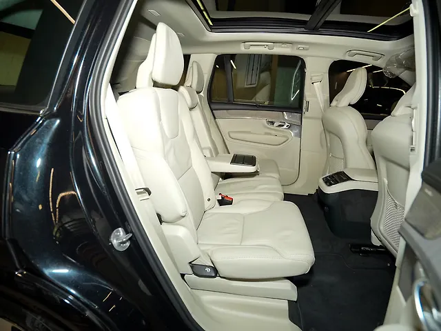 Used Volvo XC90 B5 Ultra in Kanpur