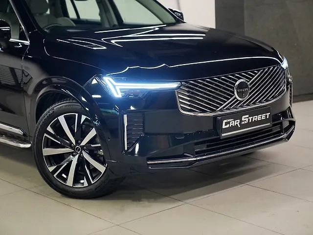 Used Volvo XC90 B5 Ultra in Kanpur