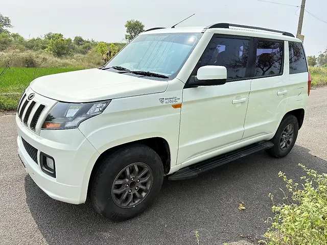 Used Mahindra TUV300 [2015-2019] T10 Dual Tone in Erode