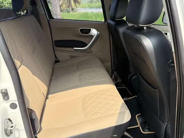 Used Mahindra TUV300 [2015-2019] T10 Dual Tone in Erode
