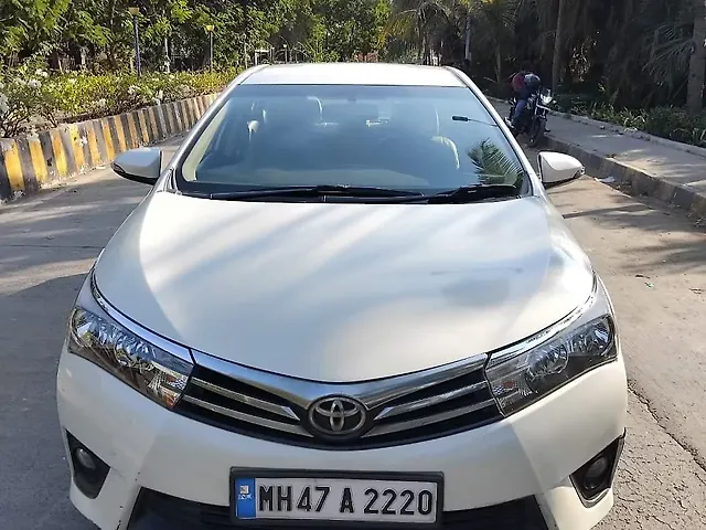Used 2015 Toyota Corolla Altis in Mumbai