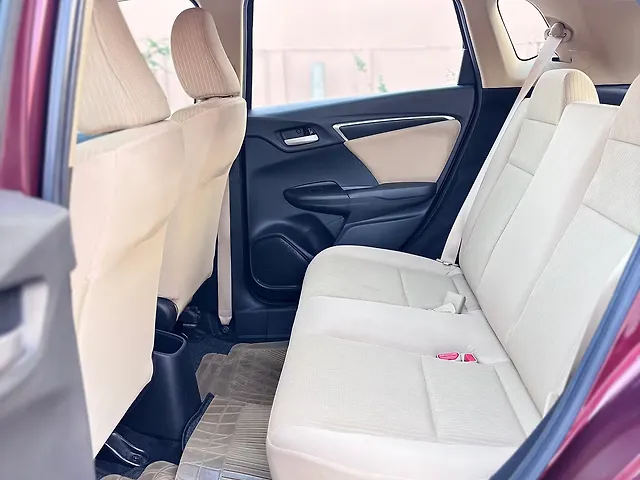 Used Honda Jazz [2015-2018] V AT Petrol in Vadodara