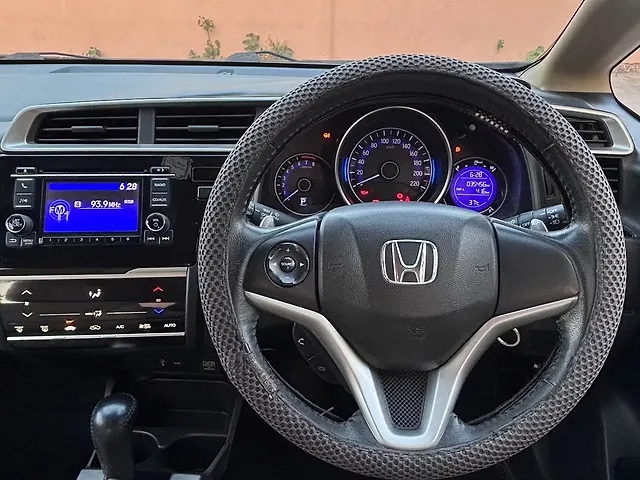 Used Honda Jazz [2015-2018] V AT Petrol in Vadodara