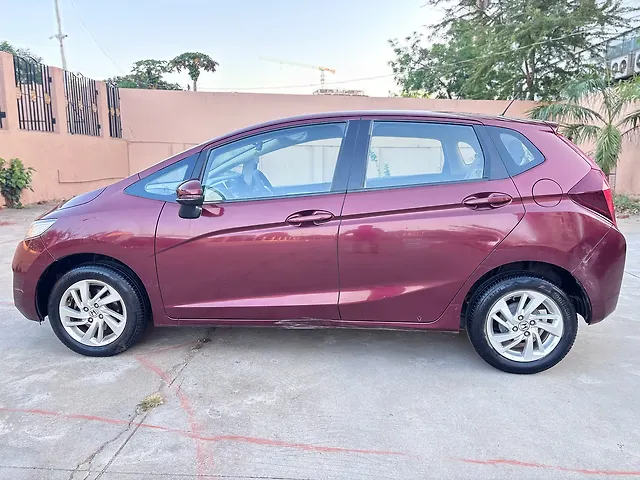 Used Honda Jazz [2015-2018] V AT Petrol in Vadodara