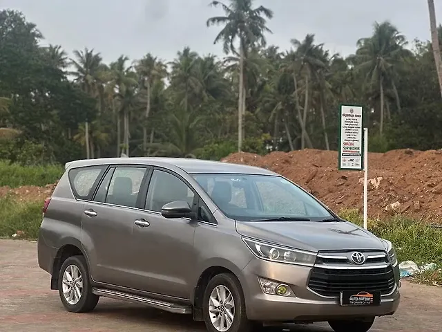 Used 2016 Toyota Innova Crysta in Thiruvananthapuram